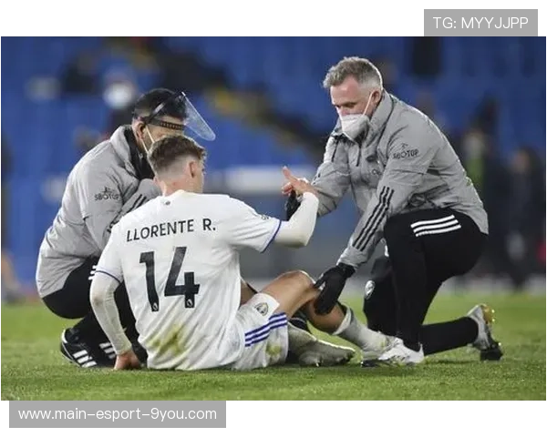 利物浦通过连续快速传递切入核心区域